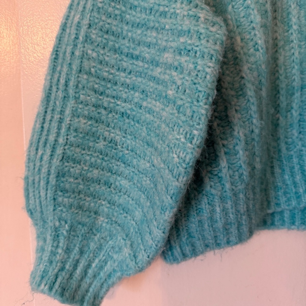 Free People Like New Carter Pullover - Aqua Fur Size S Boxy Fit - Picture 8 of 8